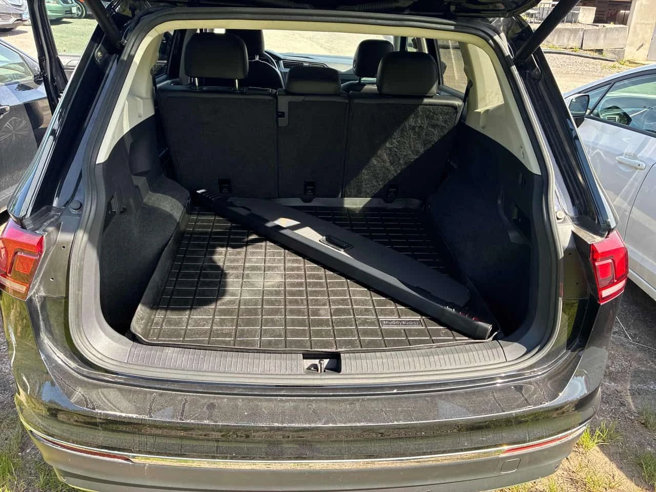 VW Tiguan Highline/CARFAX/Подгрев/Пано/КЛИП/ФИНАНСИРАНЕ, снимка 10 - Автомобили и джипове - 54769494