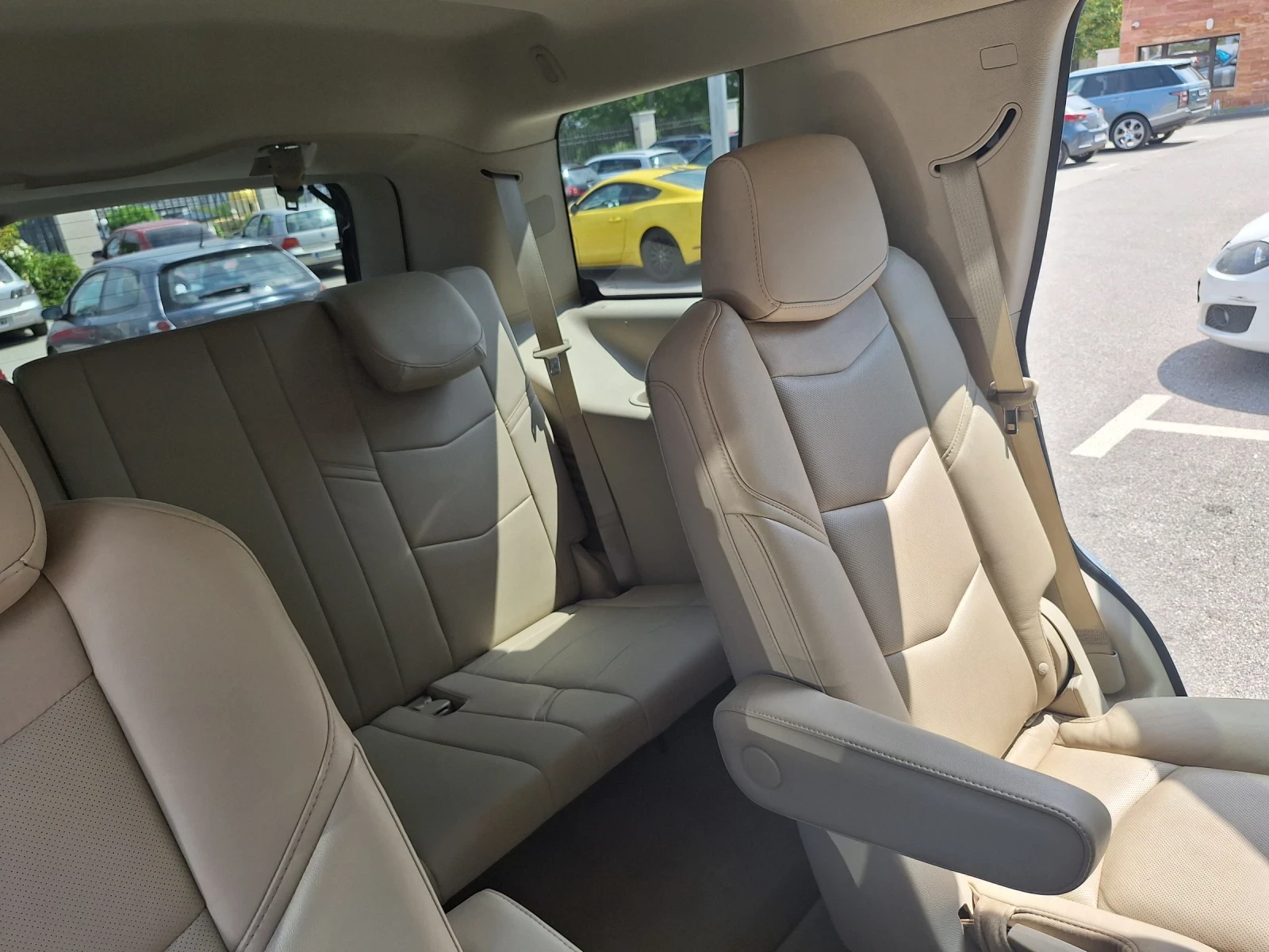 Cadillac Escalade 8ск. Luxury 148000км., снимка 14 - Автомобили и джипове - 55596893