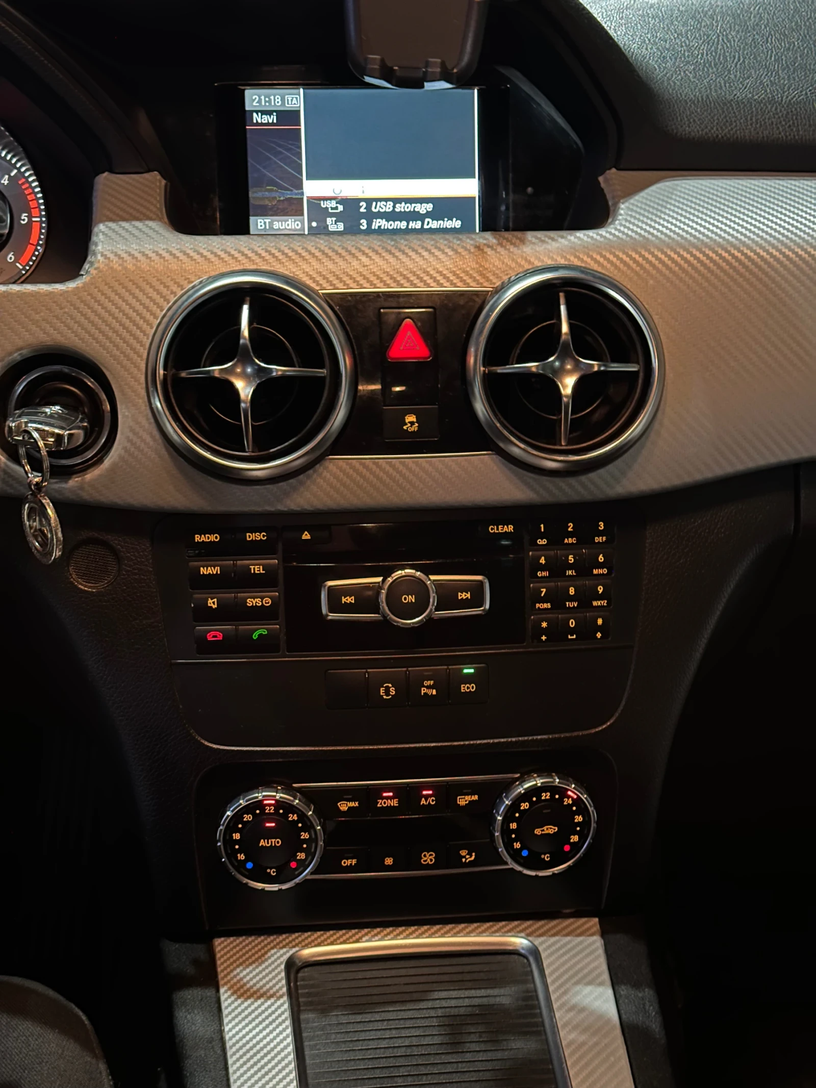 Mercedes-Benz GLK 2.2 CDI, снимка 17 - Автомобили и джипове - 55929251