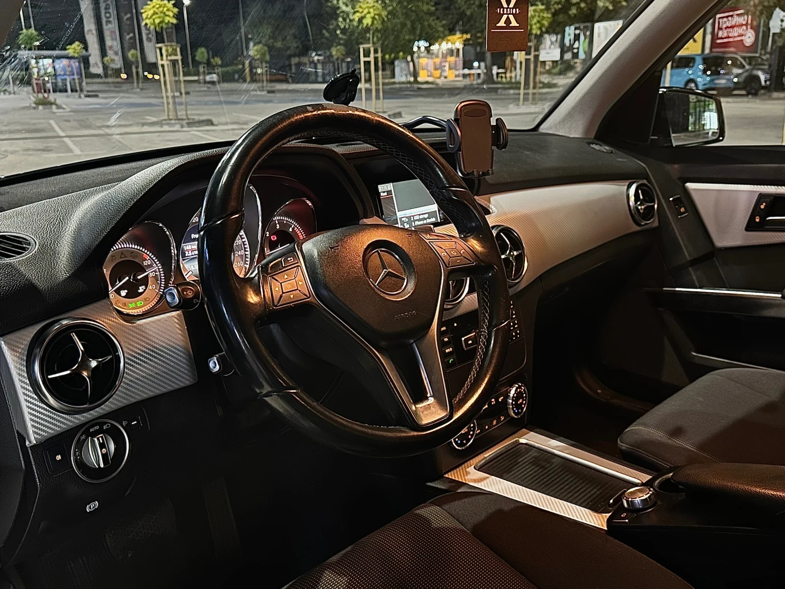 Mercedes-Benz GLK 2.2 CDI, снимка 10 - Автомобили и джипове - 55929251