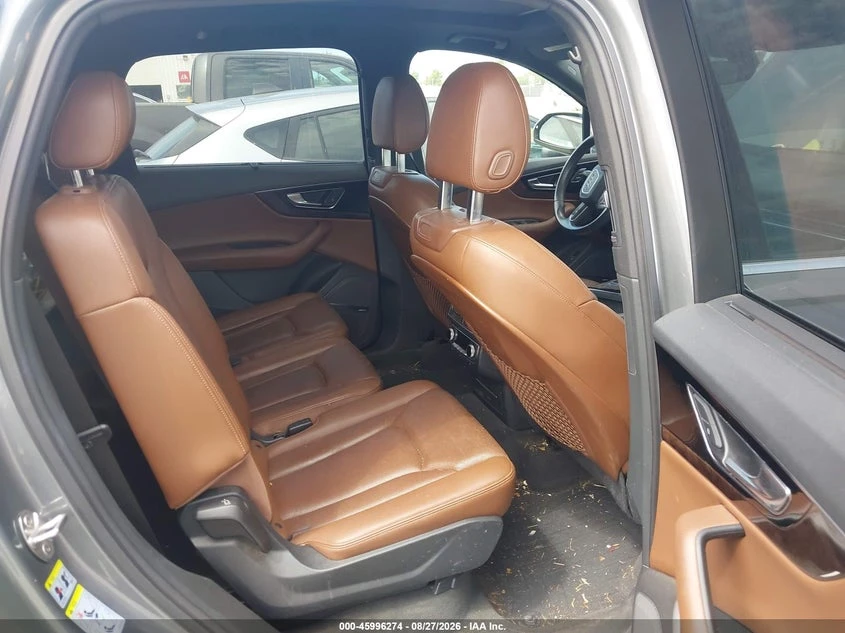 Audi Q7 3.0l 3.0T Premium, снимка 8 - Автомобили и джипове - 56042073