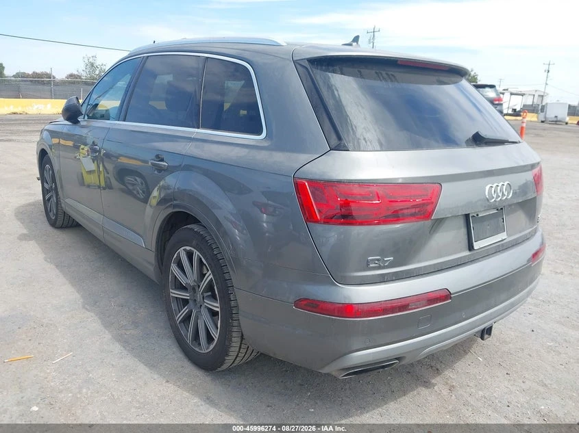 Audi Q7 3.0l 3.0T Premium, снимка 3 - Автомобили и джипове - 56042073