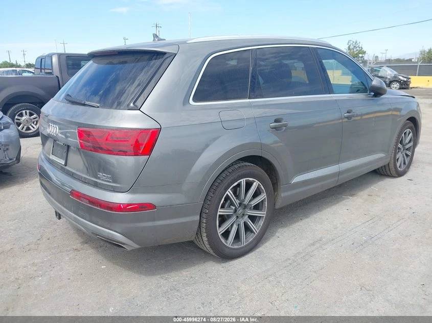 Audi Q7 3.0l 3.0T Premium, снимка 4 - Автомобили и джипове - 56042073