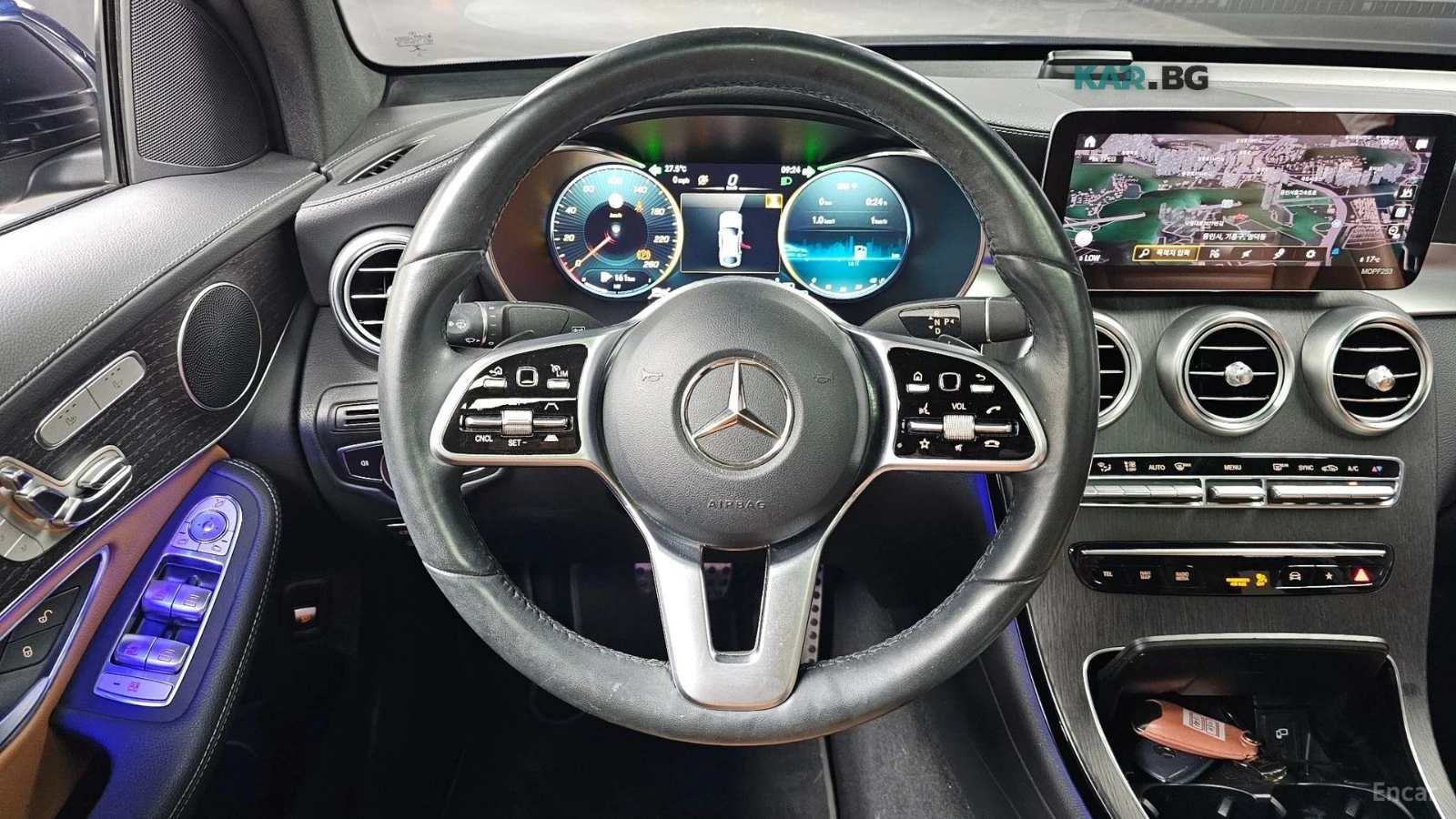 Mercedes-Benz GLC 300 AMG* DIGITAL* ДВА КЛЮЧА* КАМЕРА* ОБДУХВАНЕ, снимка 13 - Автомобили и джипове - 56170115