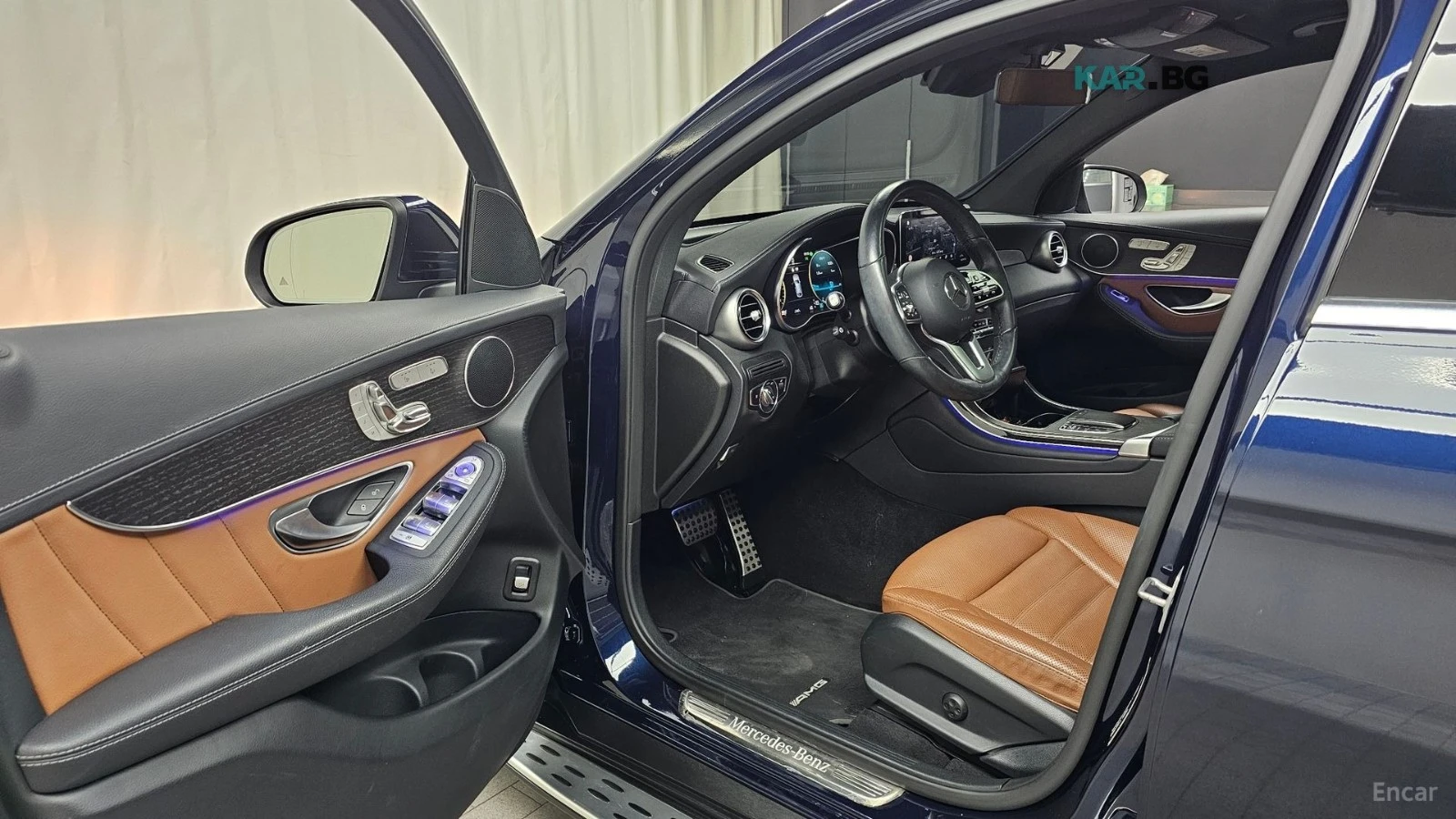 Mercedes-Benz GLC 300 AMG* DIGITAL* ДВА КЛЮЧА* КАМЕРА* ОБДУХВАНЕ, снимка 10 - Автомобили и джипове - 56170115