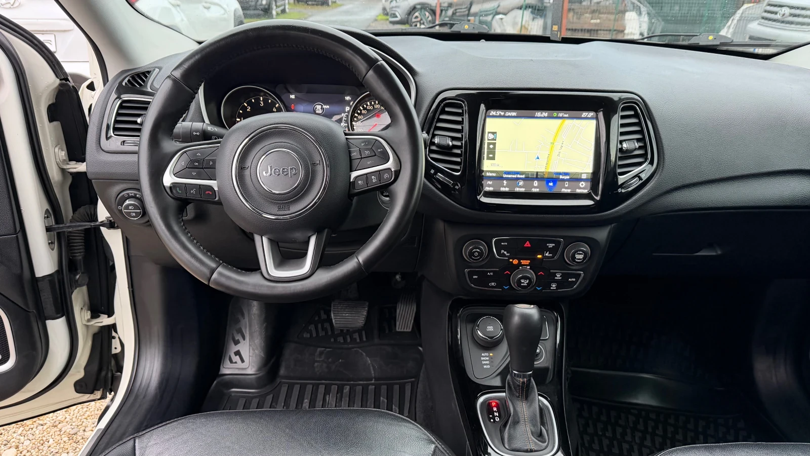 Jeep Compass 2, 0 MULTI JET 4x4 ТЕГЛИЧ ЛИЗИНГ ВИДЕО, снимка 12 - Автомобили и джипове - 56728289