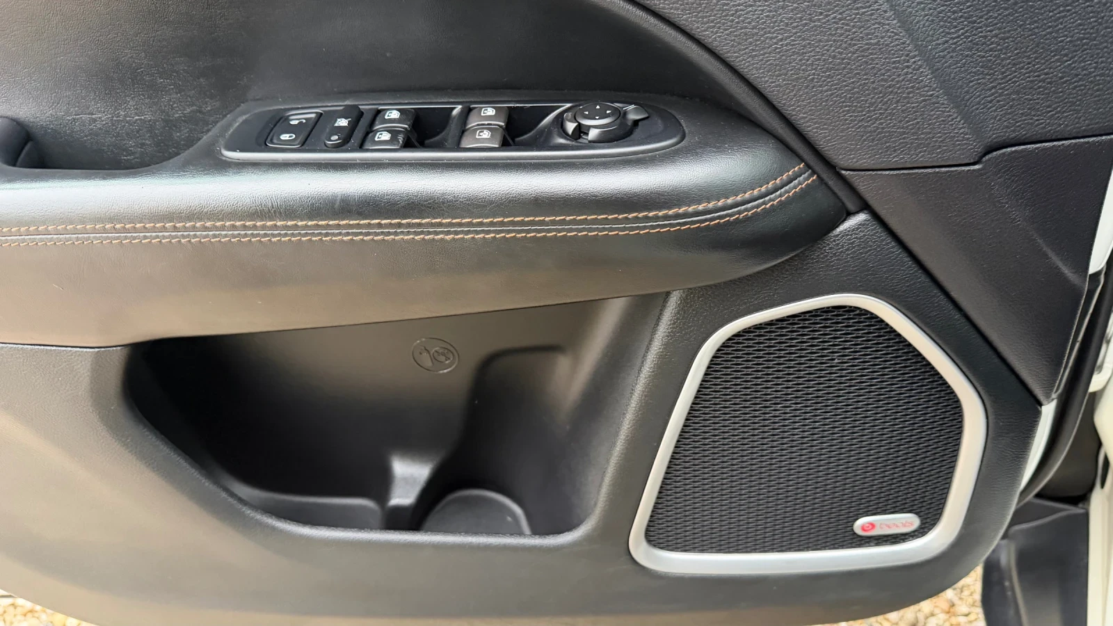 Jeep Compass 2, 0 MULTI JET 4x4 ТЕГЛИЧ ЛИЗИНГ ВИДЕО, снимка 15 - Автомобили и джипове - 56728289