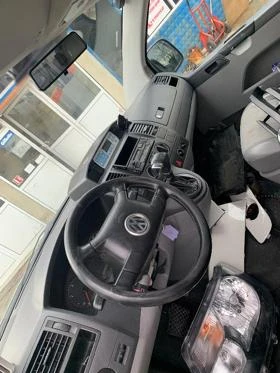 VW T5 2.5 TDI КАТО НОВ FACE LIFT, снимка 2