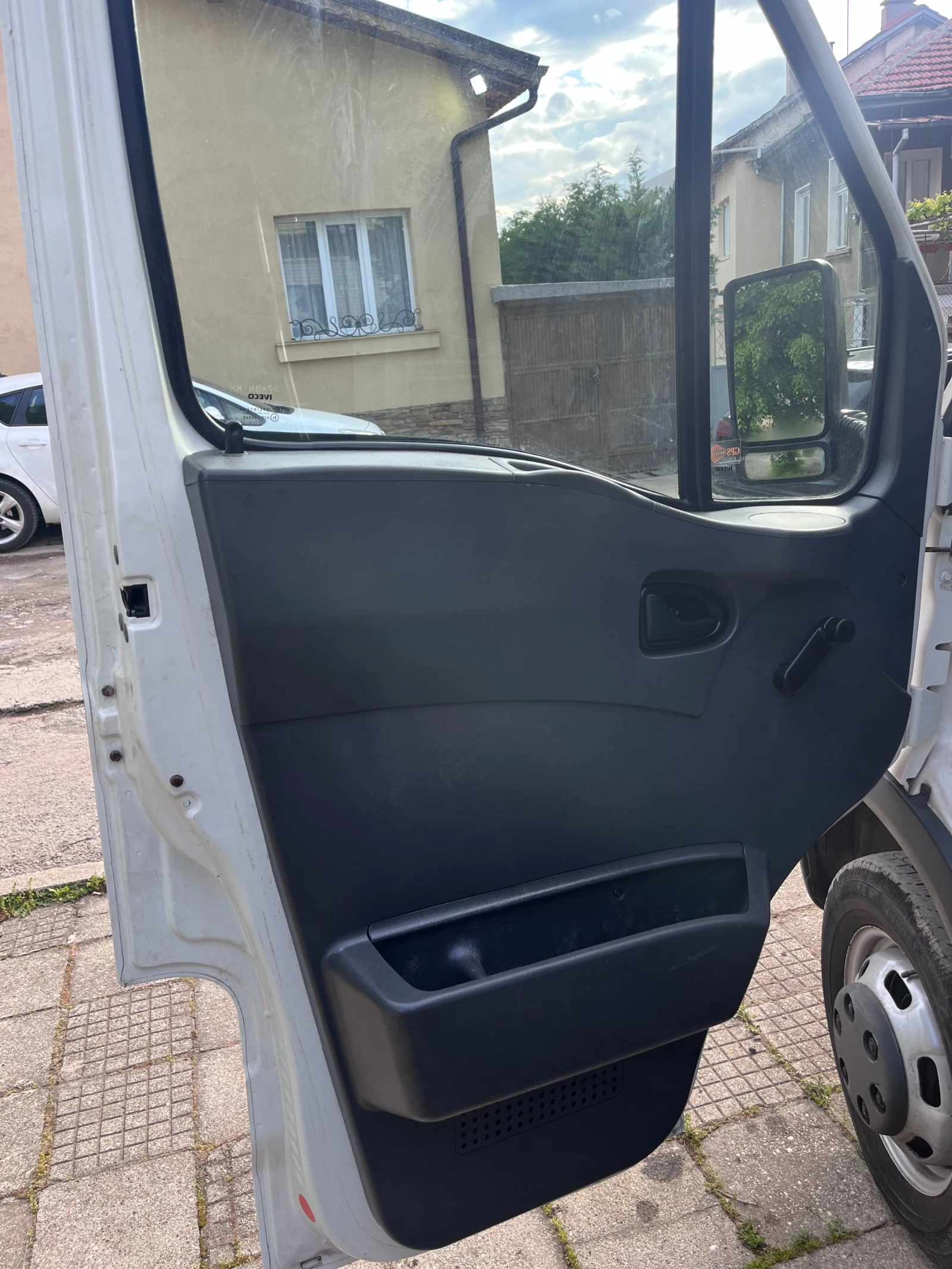 Iveco Daily 35c13 2.8 Уникат, снимка 16 - Бусове и автобуси - 54543198
