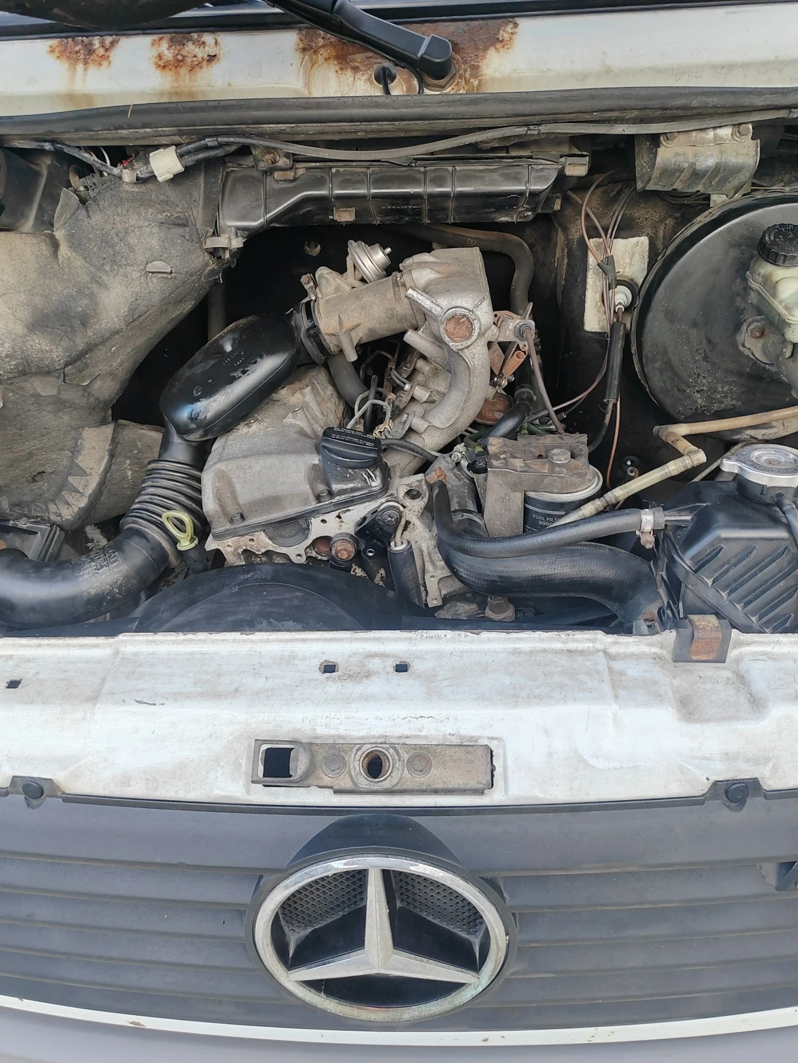Mercedes-Benz 308 Хладилен на - 30, снимка 8 - Бусове и автобуси - 54933283