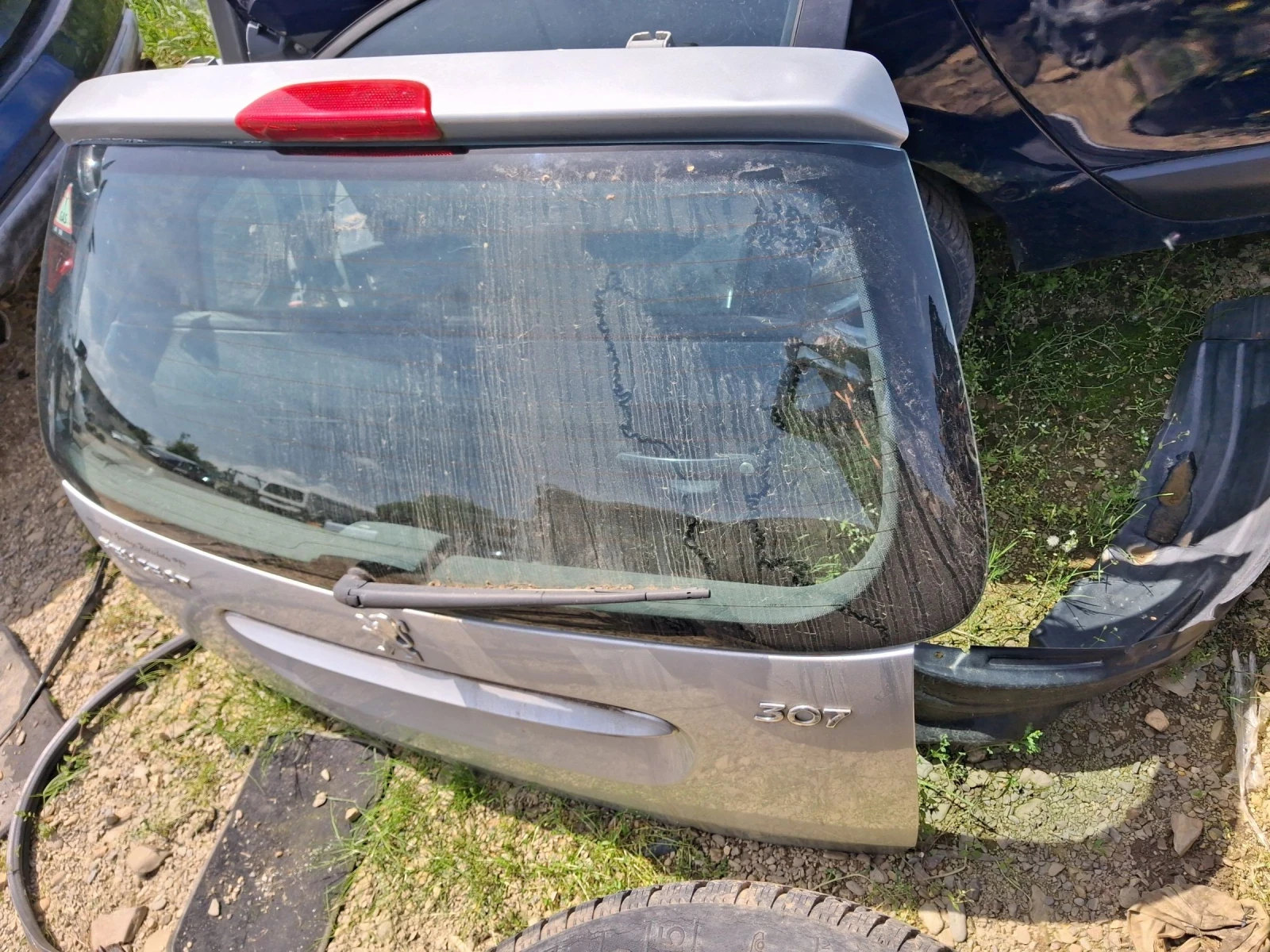 Заден капак за Пежо 307 напълно оборудван, снимка 3 - Части - 54506003