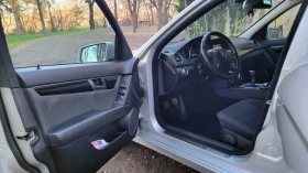 Mercedes-Benz C 180, снимка 14