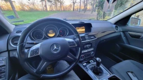 Mercedes-Benz C 180, снимка 15