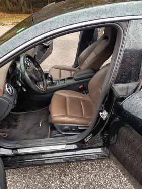 Mercedes-Benz CLA 200, снимка 9