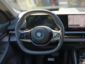 BMW 530E /360/HUD/DISTR/ICONIC GLOW/H&K/ | Mobile.bg � ����� ������ 9