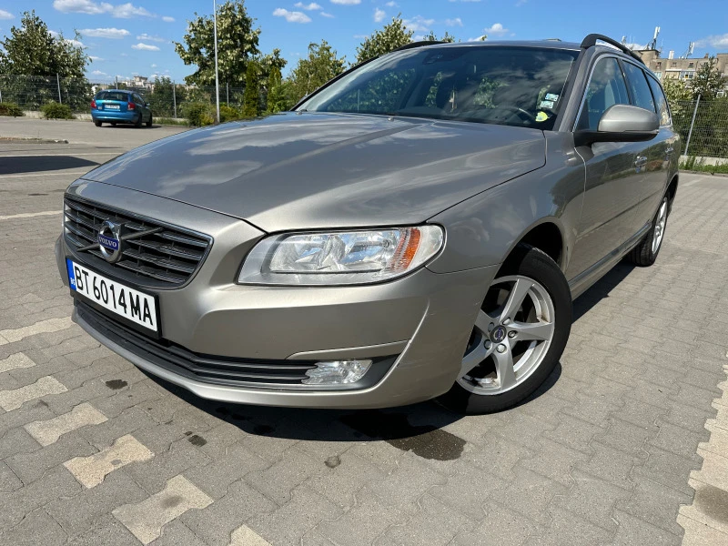 Volvo V70, снимка 3 - Автомобили и джипове - 46726122