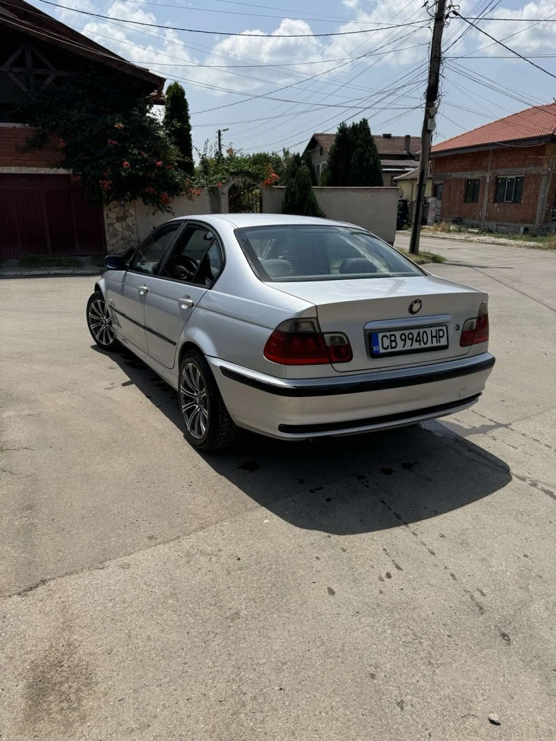 BMW 320, снимка 4 - Автомобили и джипове - 47958200