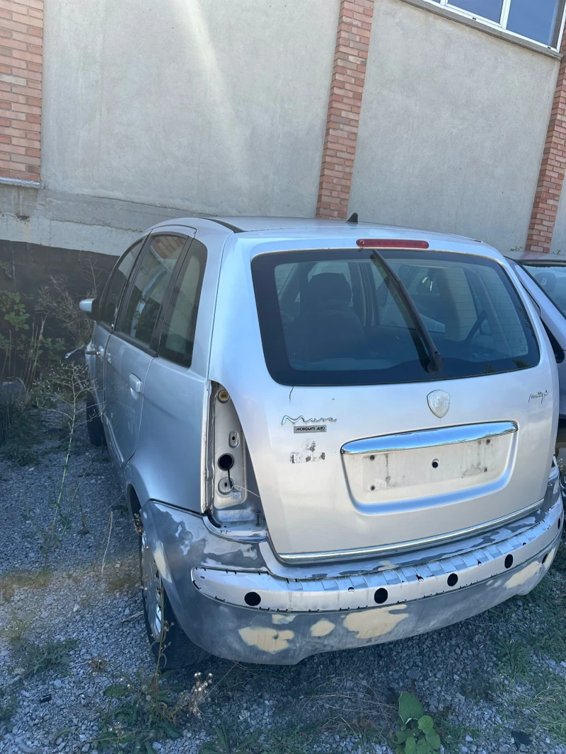 Lancia Musa Multijet, снимка 3 - Автомобили и джипове - 47220528