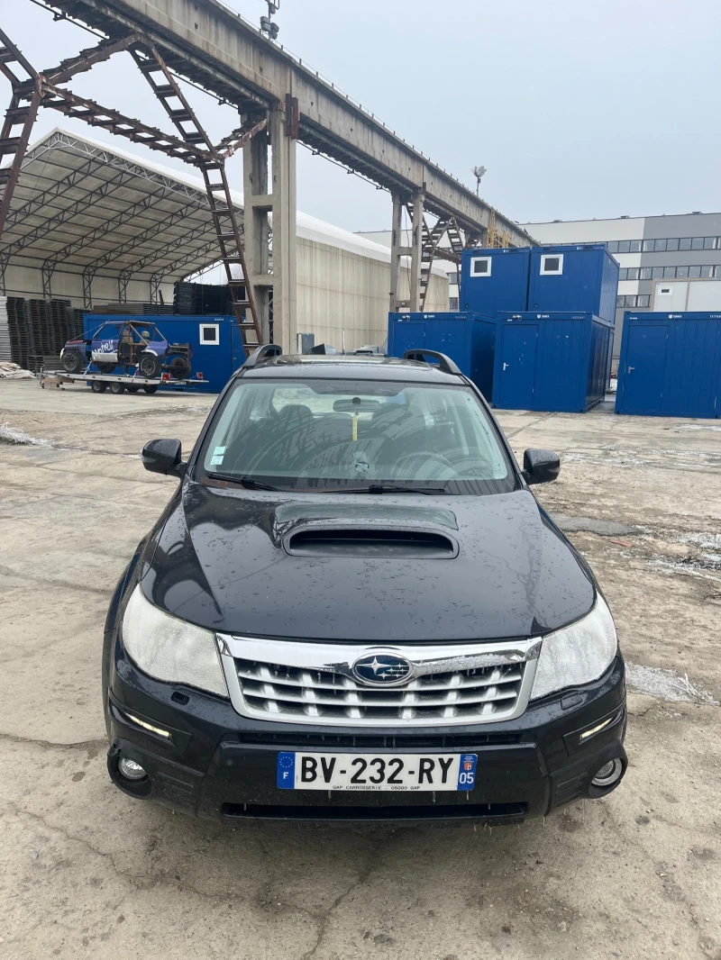 Subaru Forester 2.0/150/ОБСЛУЖЕНА, снимка 2 - Автомобили и джипове - 48610003