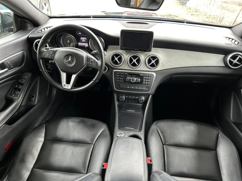 Mercedes-Benz CLA 220 CDI, снимка 13 - Автомобили и джипове - 53393237