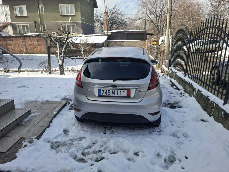 Ford Fiesta 1.4 Dizel , снимка 7 - Автомобили и джипове - 53416451