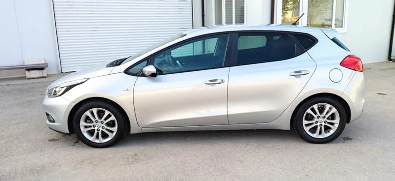 Kia Ceed 1.4 crdi 90к.с., снимка 4 - Автомобили и джипове - 46796337