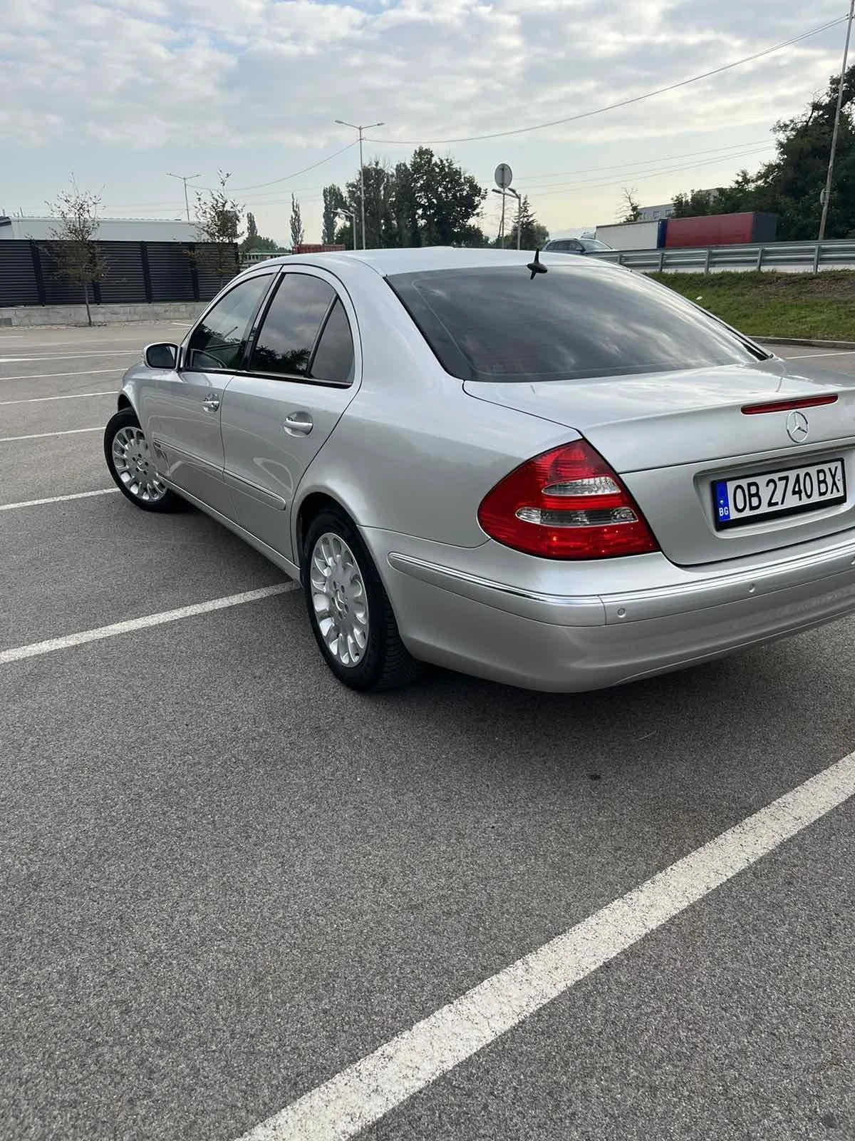 Mercedes-Benz E 500  - изображение 4