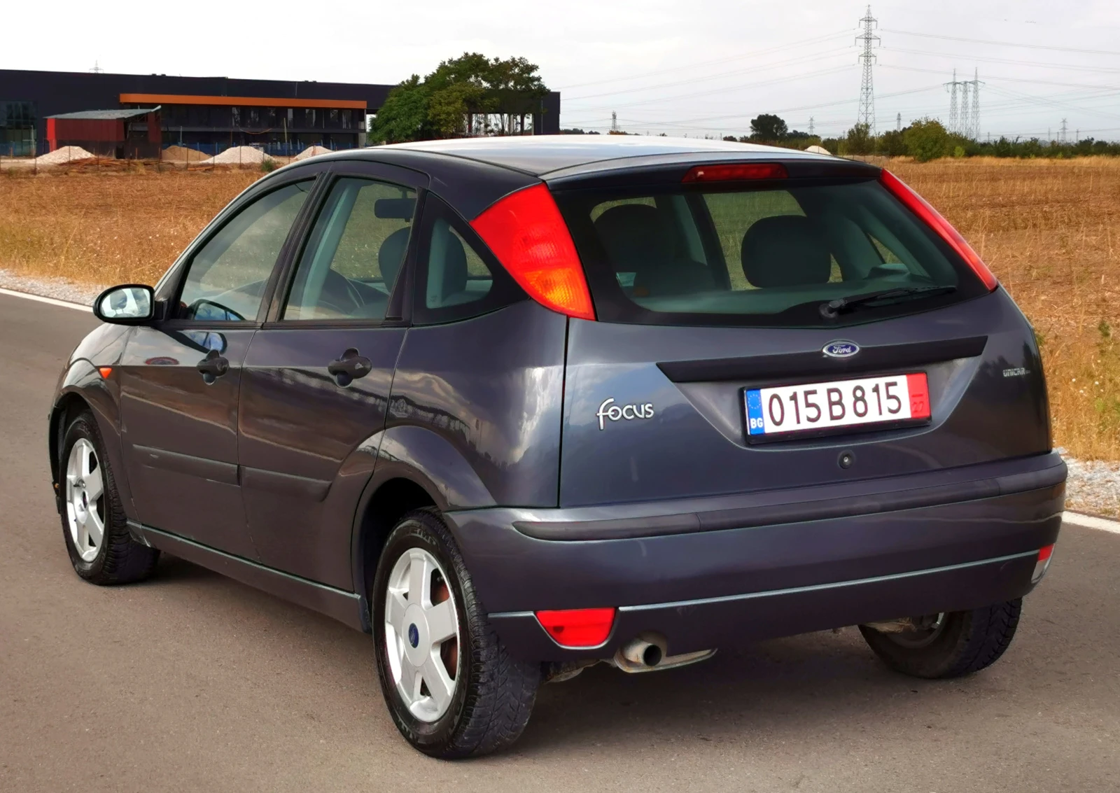 Ford Focus 1.6i 101ks - изображение 5