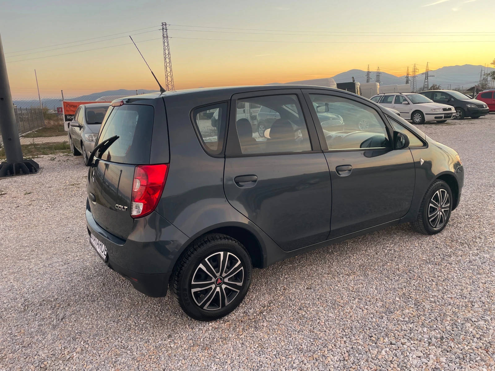 Mitsubishi Colt 1.3i - изображение 6