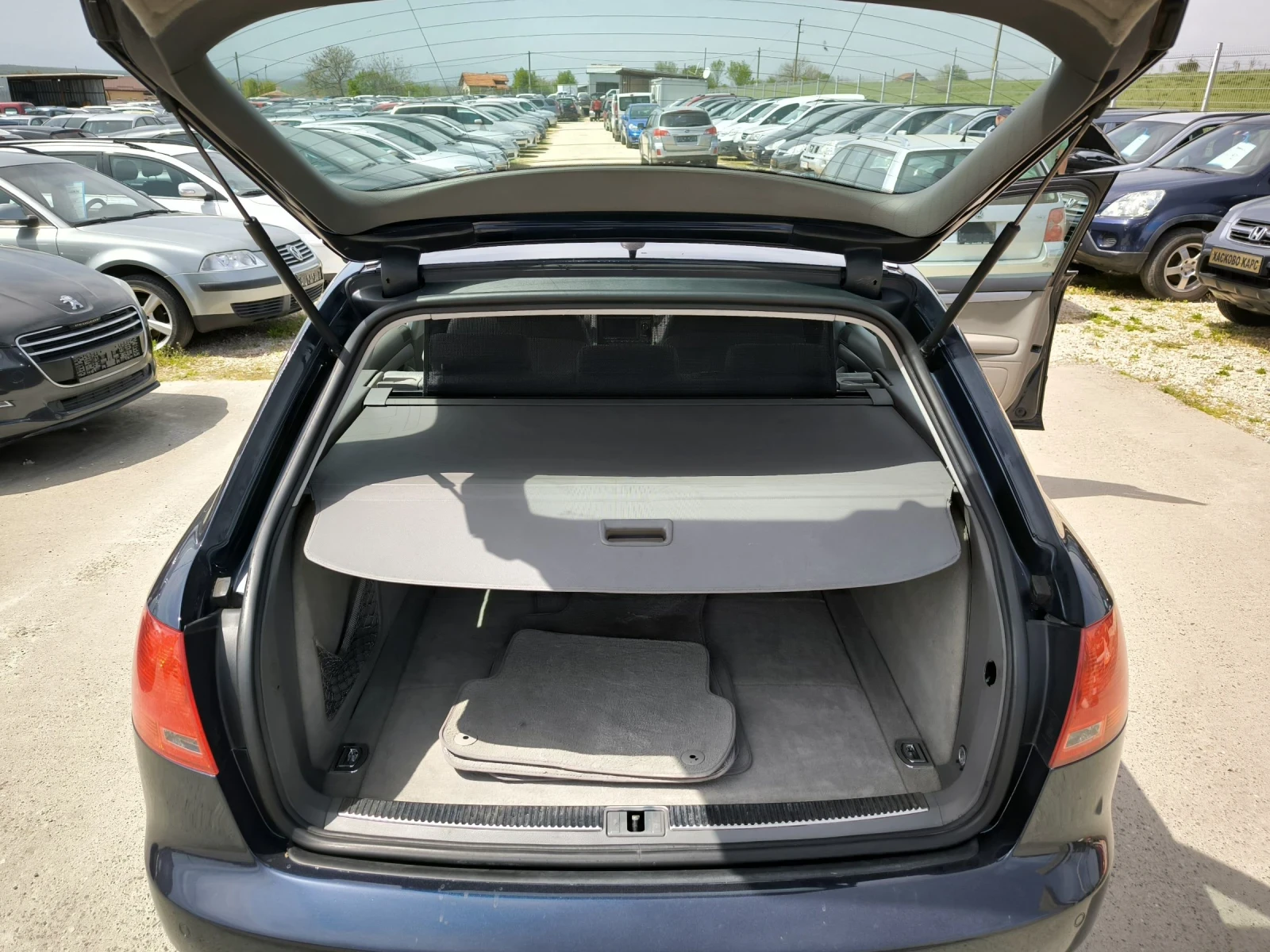 Audi A4 2.0TDI Automatic  | Mobile.bg — изображение 12