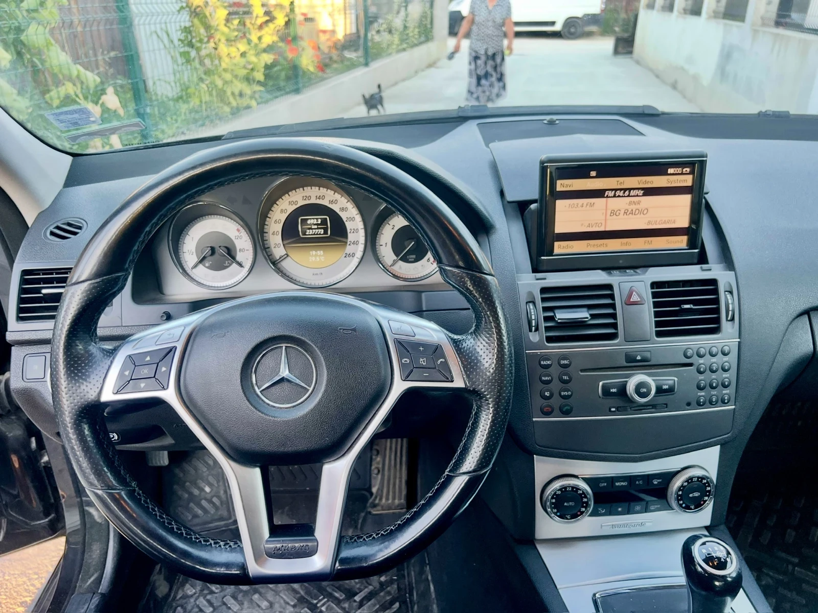 Mercedes-Benz C 200 Mercedes C200 Avantgarde AMG Line - изображение 10