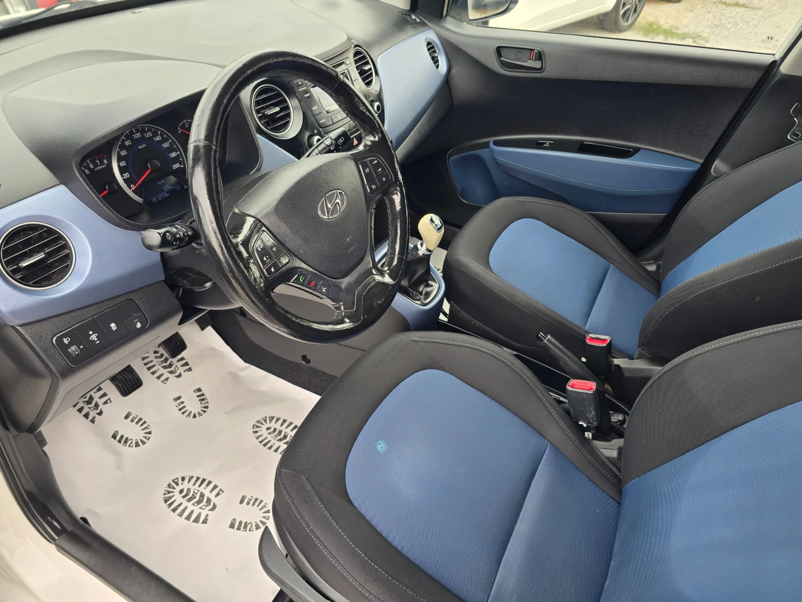 Hyundai I10 1.2I-87K.C- Intro Edition-EURO5B - изображение 9