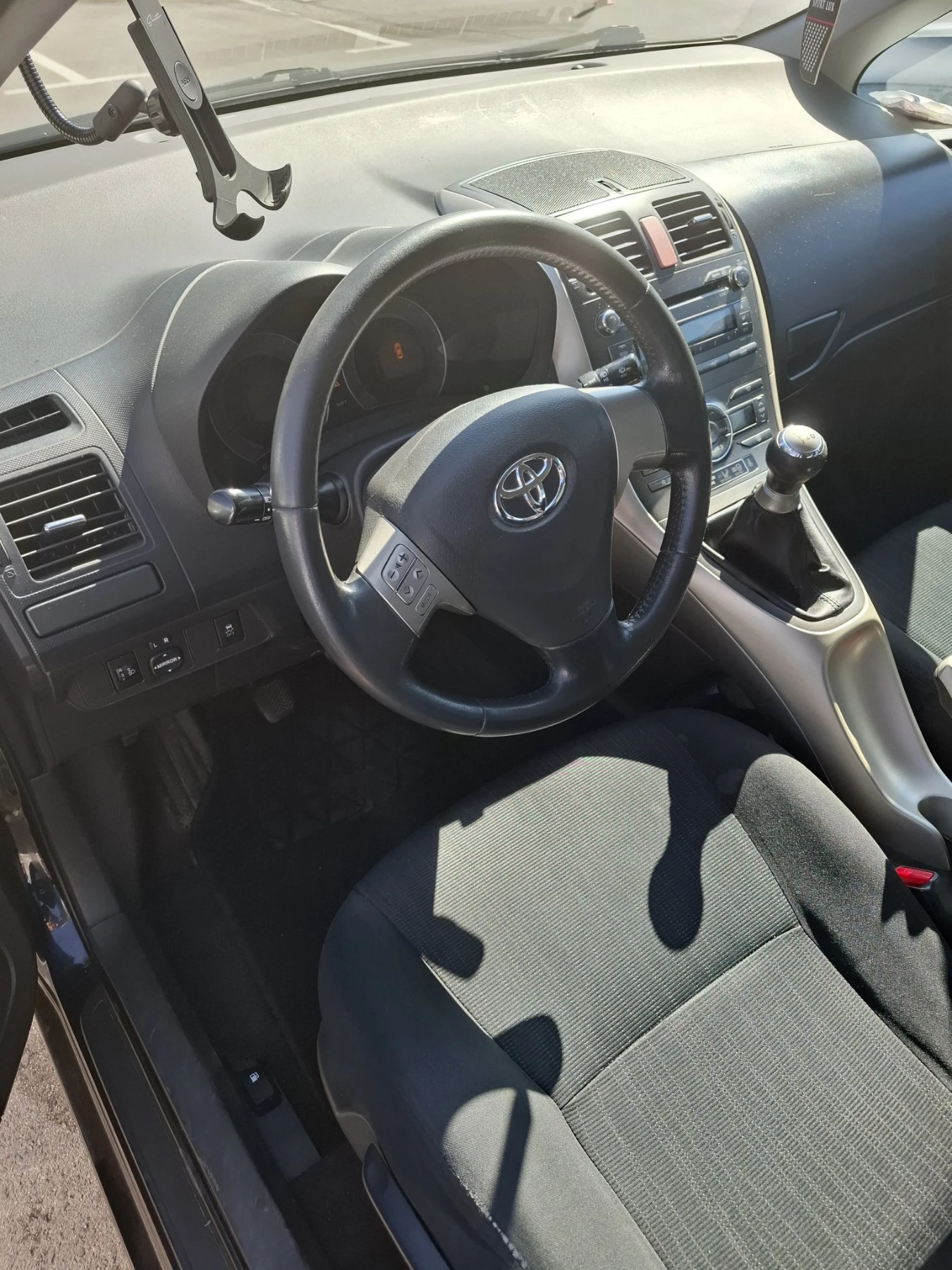 Toyota Auris 1.4 D4-D - изображение 5