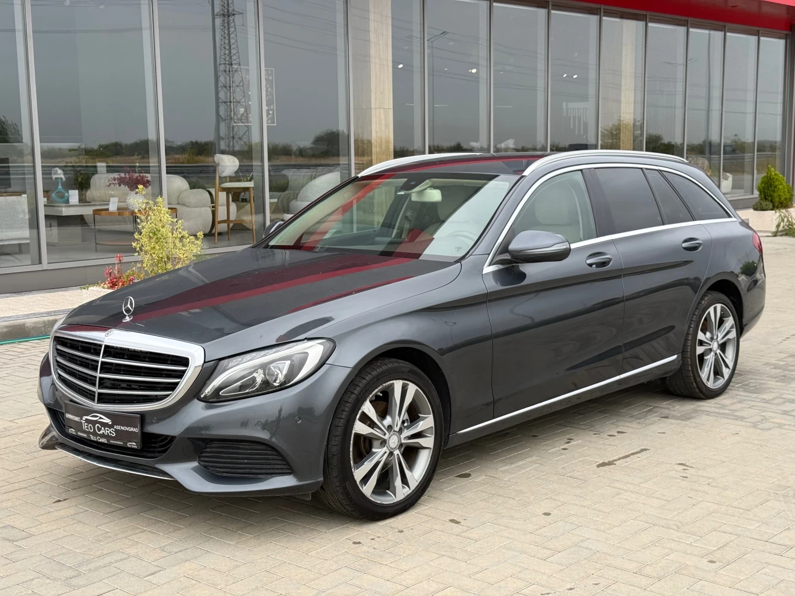 Mercedes-Benz C 220 CDI / AVANTGARDE / LED / KOJA / NAVI / CAMERA 