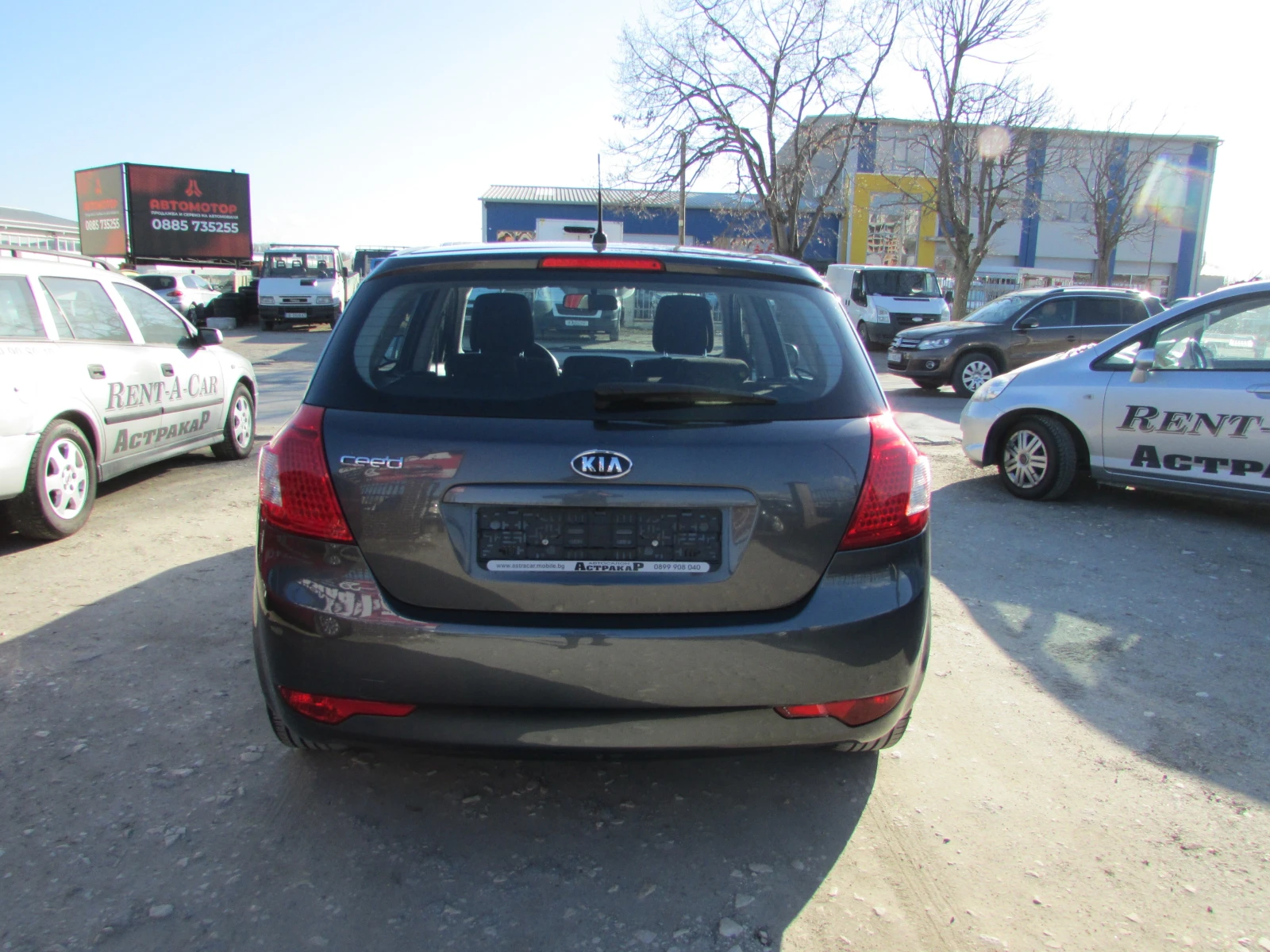 Kia Ceed 1.4i GPL EURO5, снимка 4 - Автомобили и джипове - 53748606