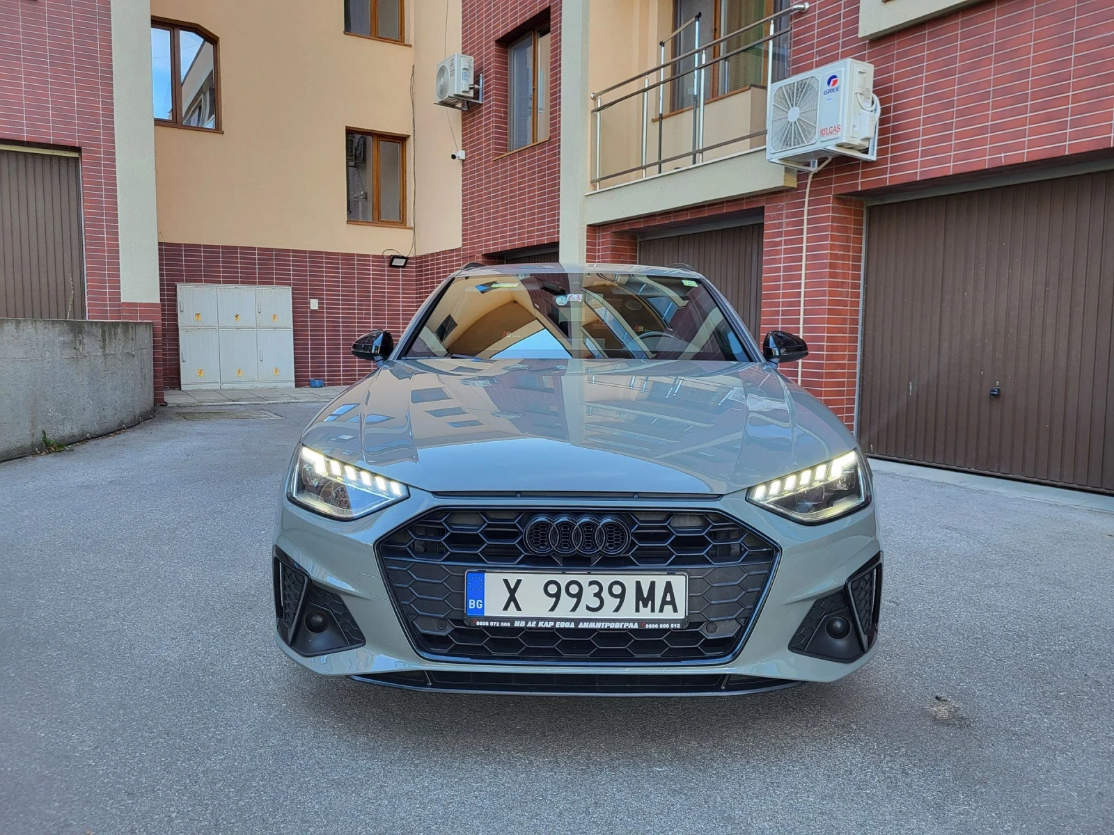 Audi A4 2.0 DIZEL S-LINE AVTOMAT , снимка 2 - Автомобили и джипове - 53802547