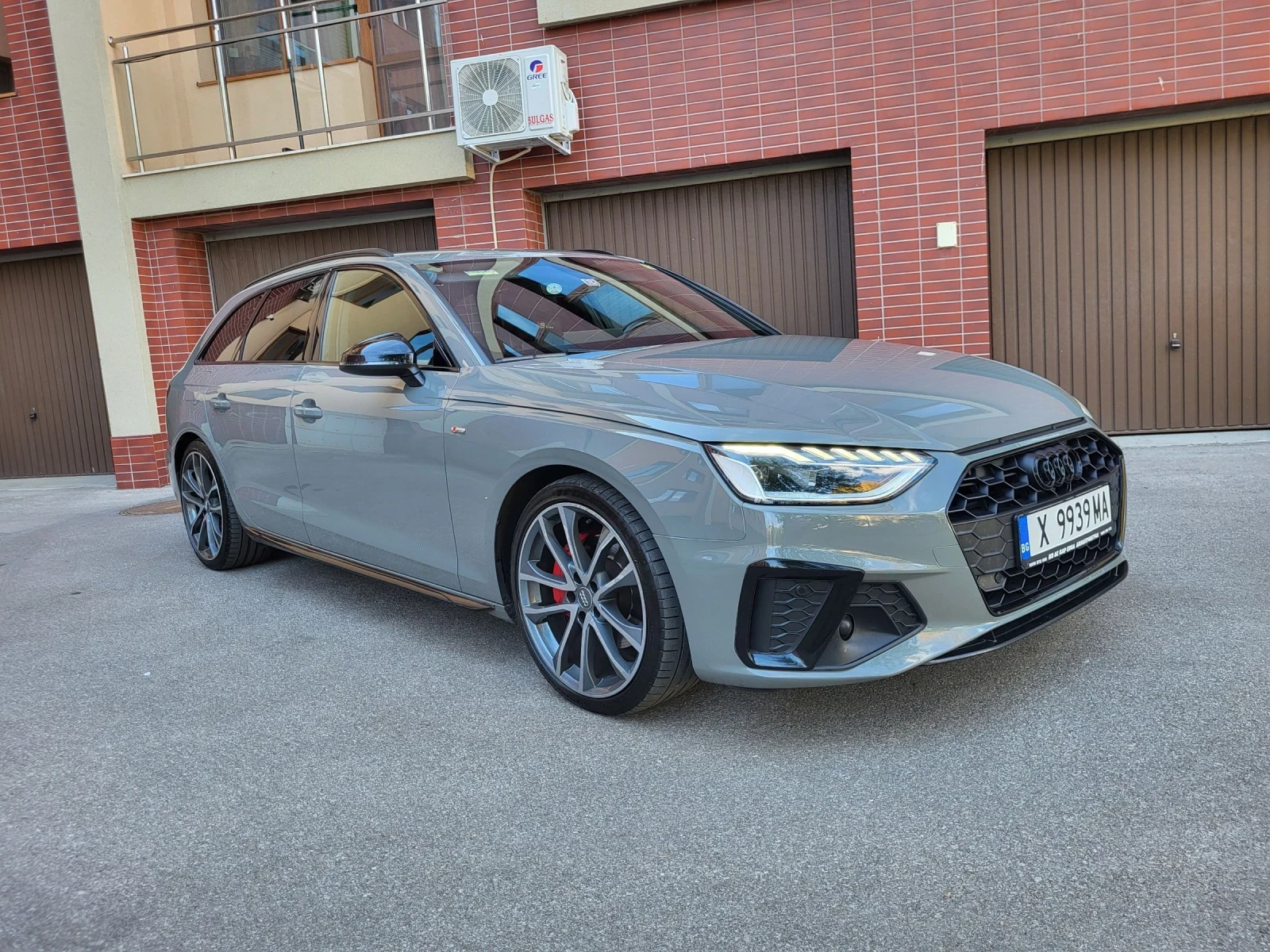 Audi A4 2.0 DIZEL S-LINE AVTOMAT , снимка 3 - Автомобили и джипове - 53802547