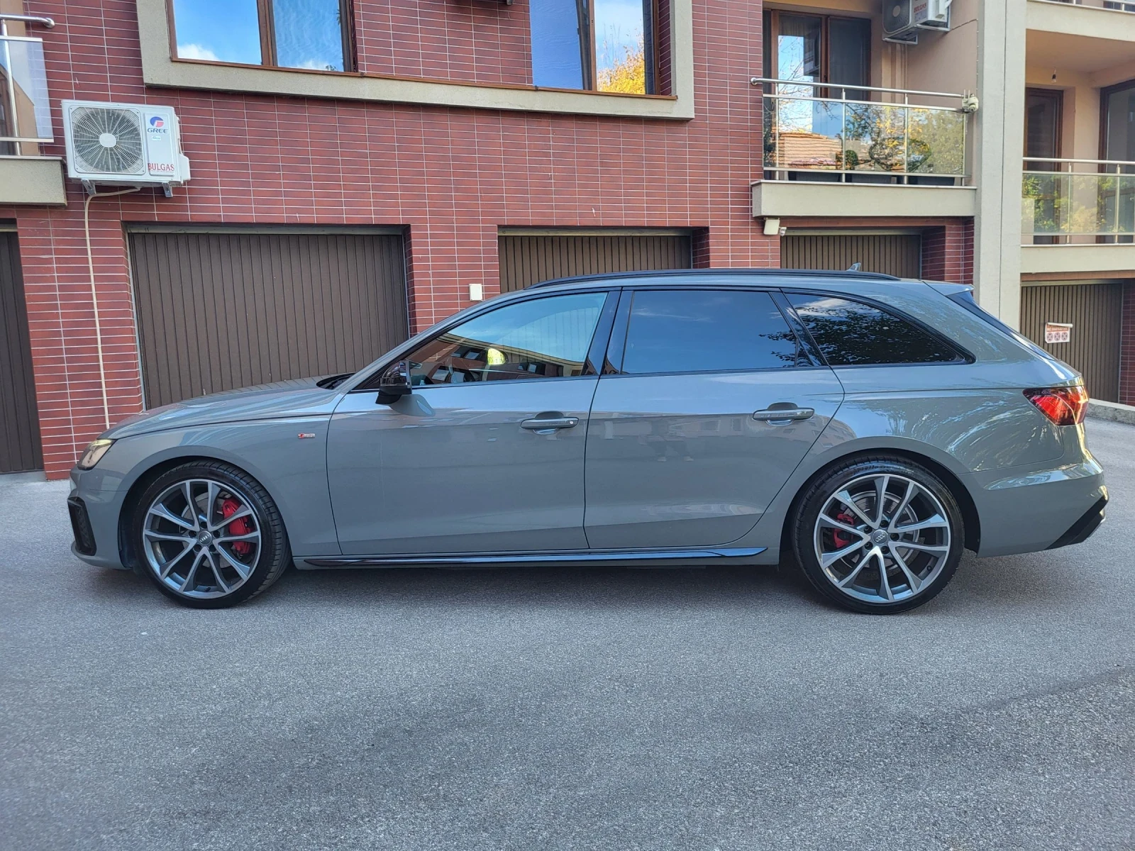 Audi A4 2.0 DIZEL S-LINE AVTOMAT , снимка 9 - Автомобили и джипове - 53802547