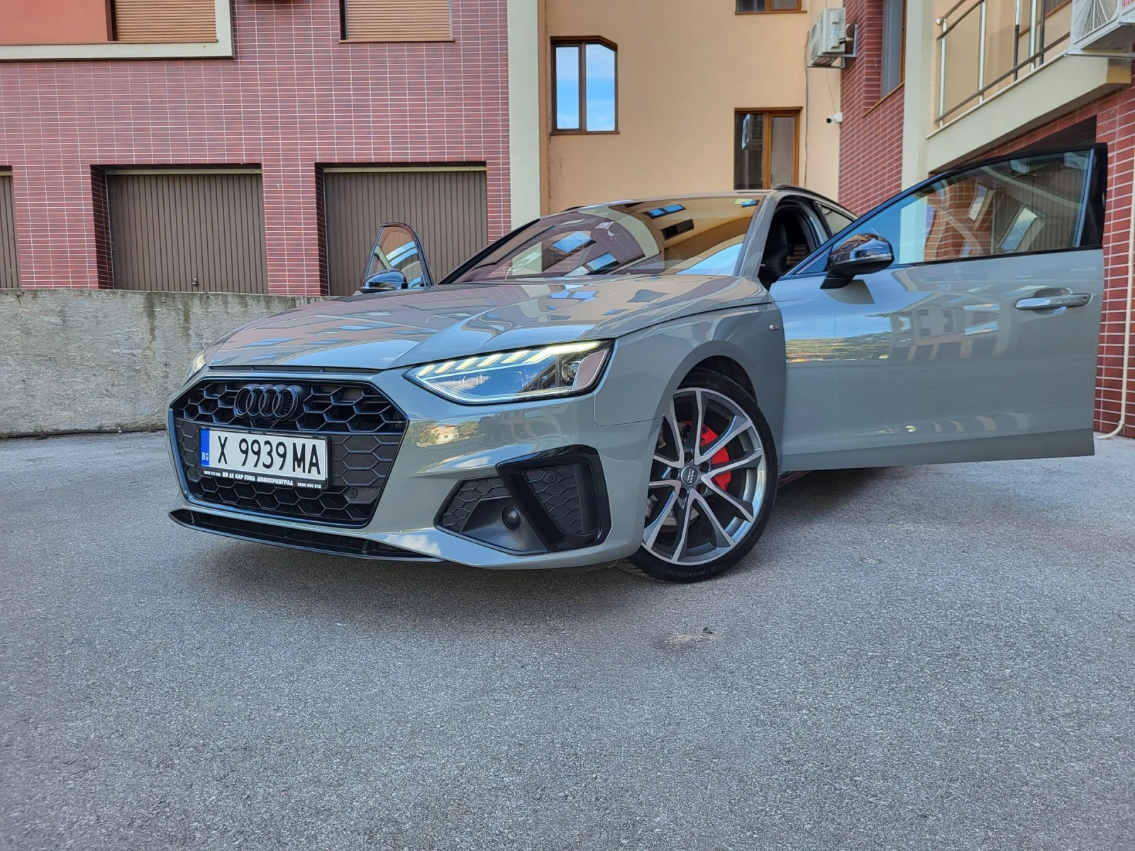 Audi A4 2.0 DIZEL S-LINE AVTOMAT 