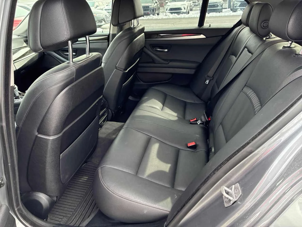 BMW 535 * 535i xDrive * CARFAX * ЦЕНА ДО БГ, снимка 12 - Автомобили и джипове - 53981771