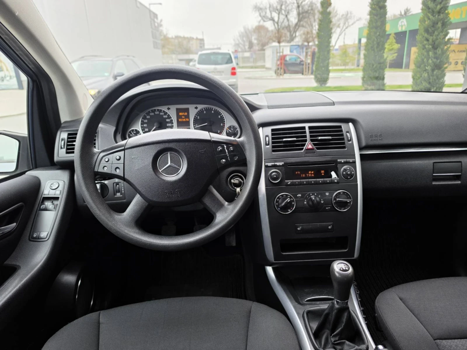 Mercedes-Benz B 150, снимка 9 - Автомобили и джипове - 54000588