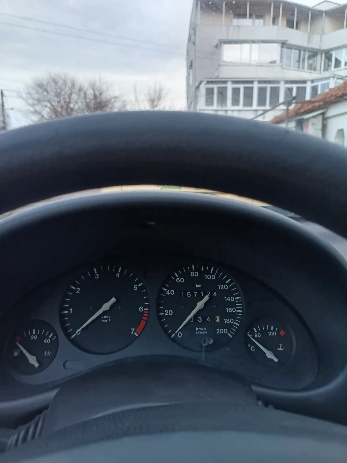 Opel Corsa 1.2 16v, снимка 4 - Автомобили и джипове - 54042063