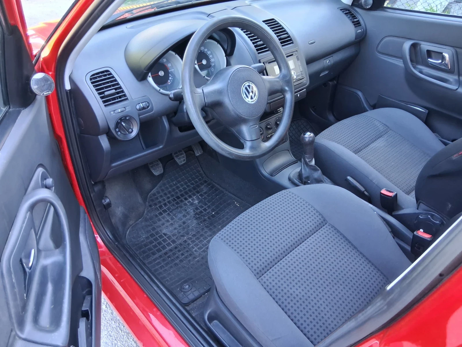 VW Polo 1.4 бензин 50000км климатик , снимка 5 - Автомобили и джипове - 54320878