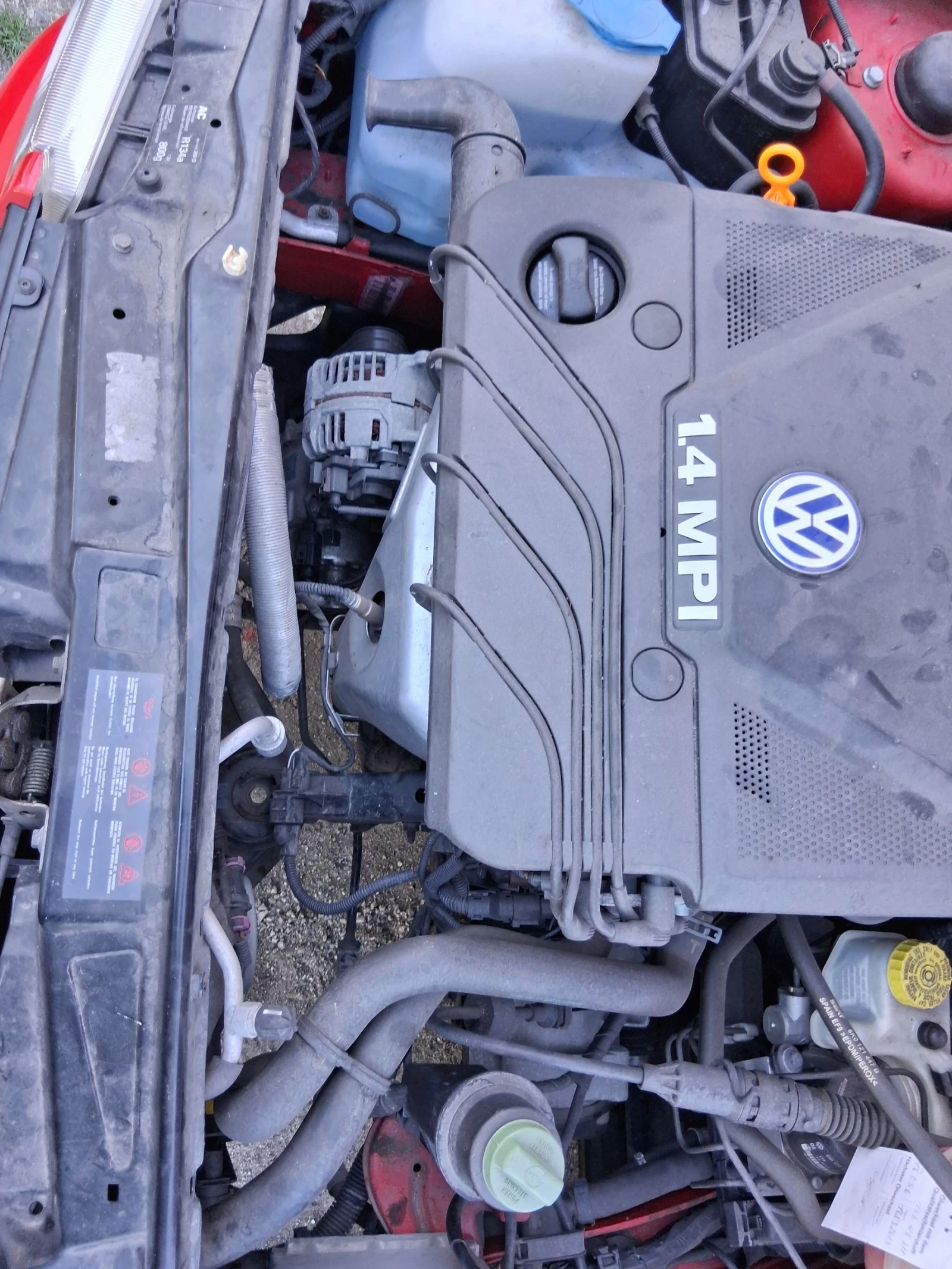 VW Polo 1.4 бензин 50000км климатик , снимка 13 - Автомобили и джипове - 54320878