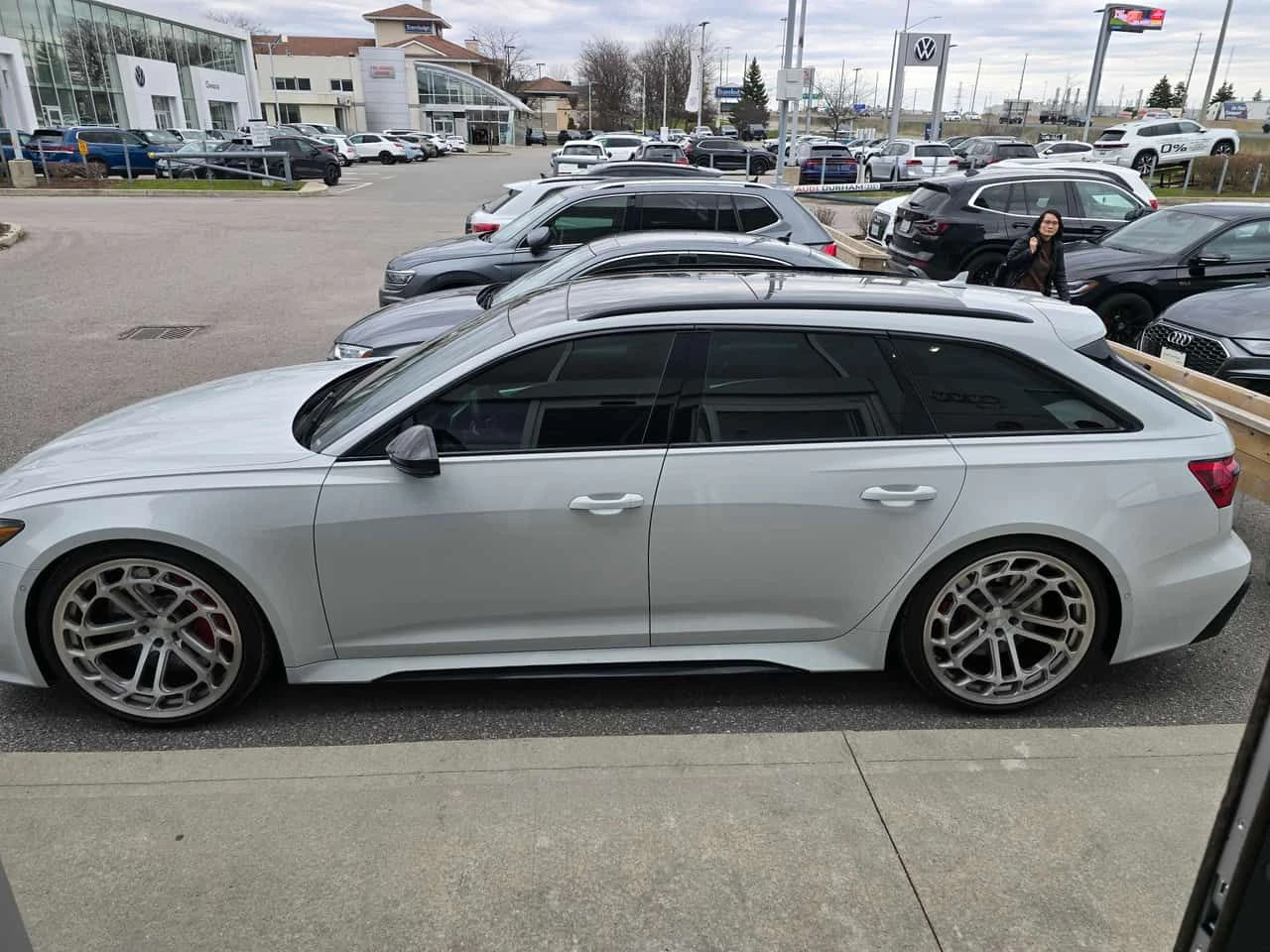 Audi Rs6 * БЕЗ ЗАБЕЛЕЖКИ* ГЛАВНО ПРЕДСТАВИТЕЛСТВО* , снимка 3 - Автомобили и джипове - 54333302