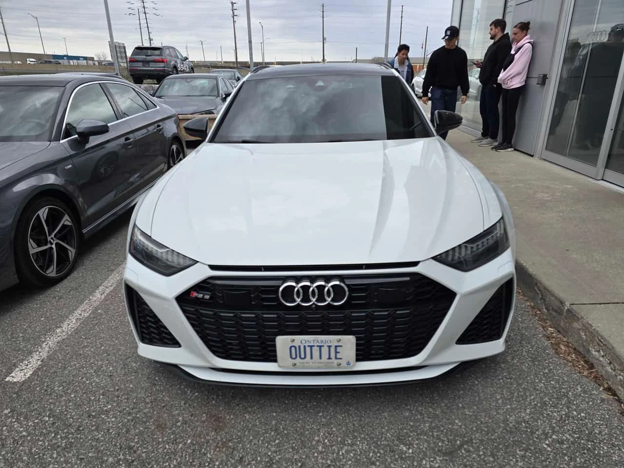 Audi Rs6 * БЕЗ ЗАБЕЛЕЖКИ* ГЛАВНО ПРЕДСТАВИТЕЛСТВО* 