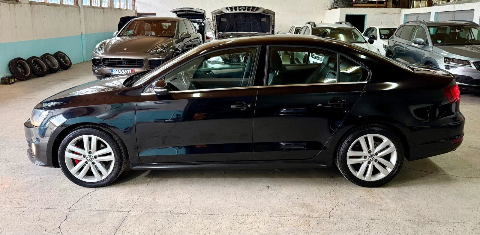 VW Golf Highline   2.0 TSI   211 к.с., снимка 5 - Автомобили и джипове - 54579180