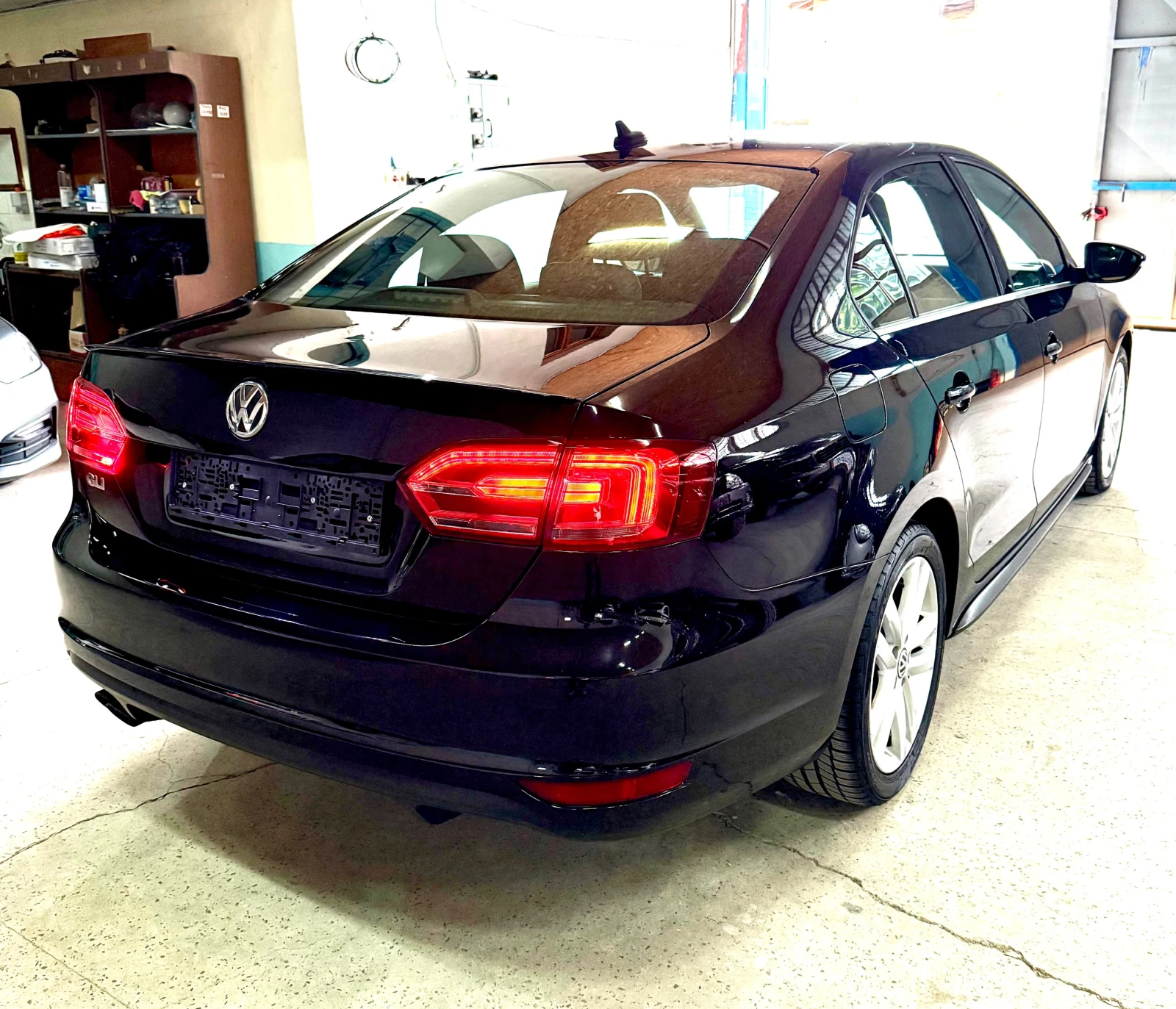 VW Golf Highline   2.0 TSI   211 к.с., снимка 8 - Автомобили и джипове - 54579180