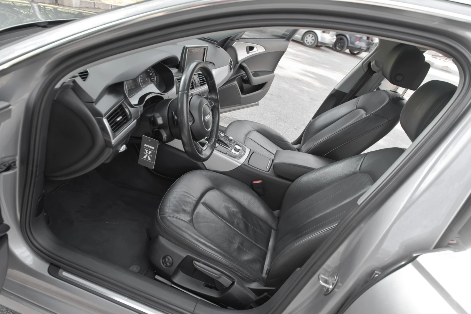 Audi A6 2.0 TDI, снимка 9 - Автомобили и джипове - 55218937