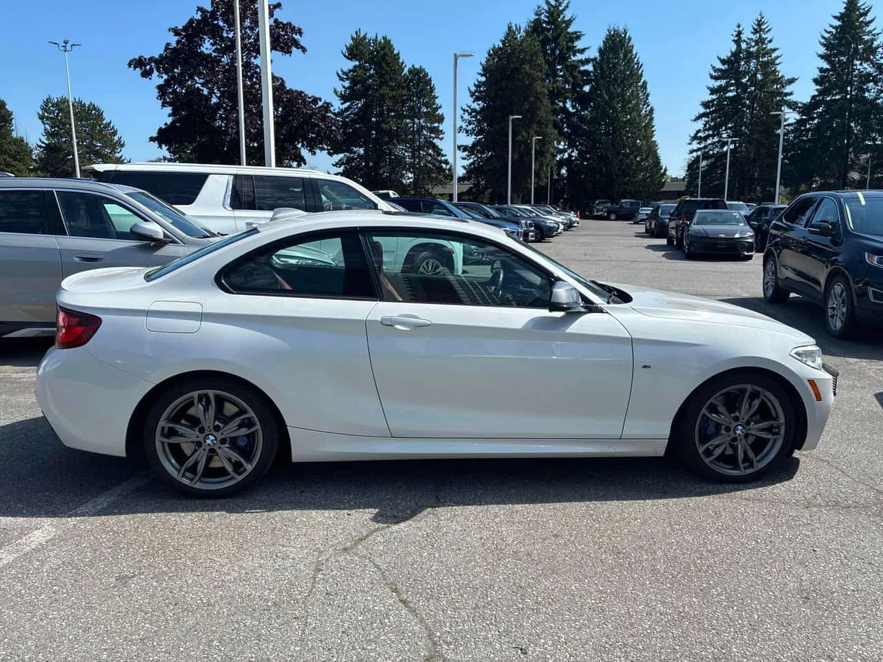 BMW 235 * M235i xDrive* АВТОКРЕДИТ БЕЗ ПЪРВОНАЧАЛНА ВНОСКА, снимка 3 - Автомобили и джипове - 55439955